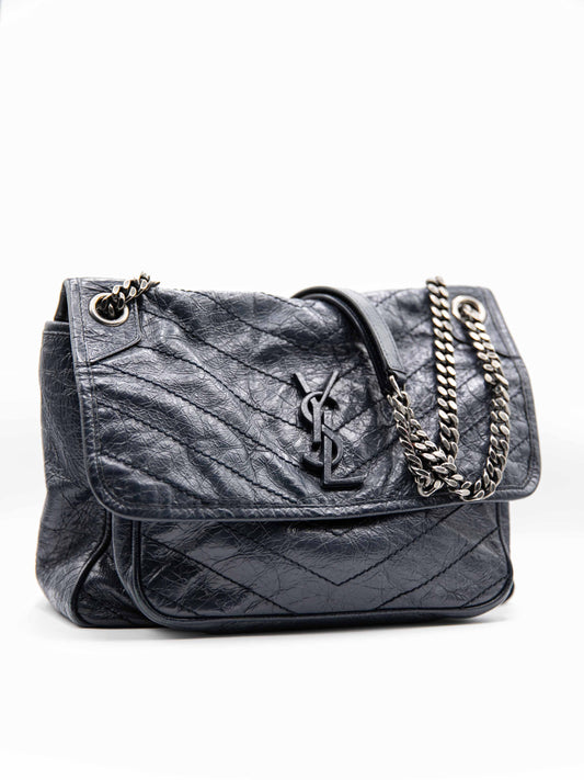 Yves Saint Laurent - Borsa a tracolla Niki media in pelle blu YSL Blu scuro