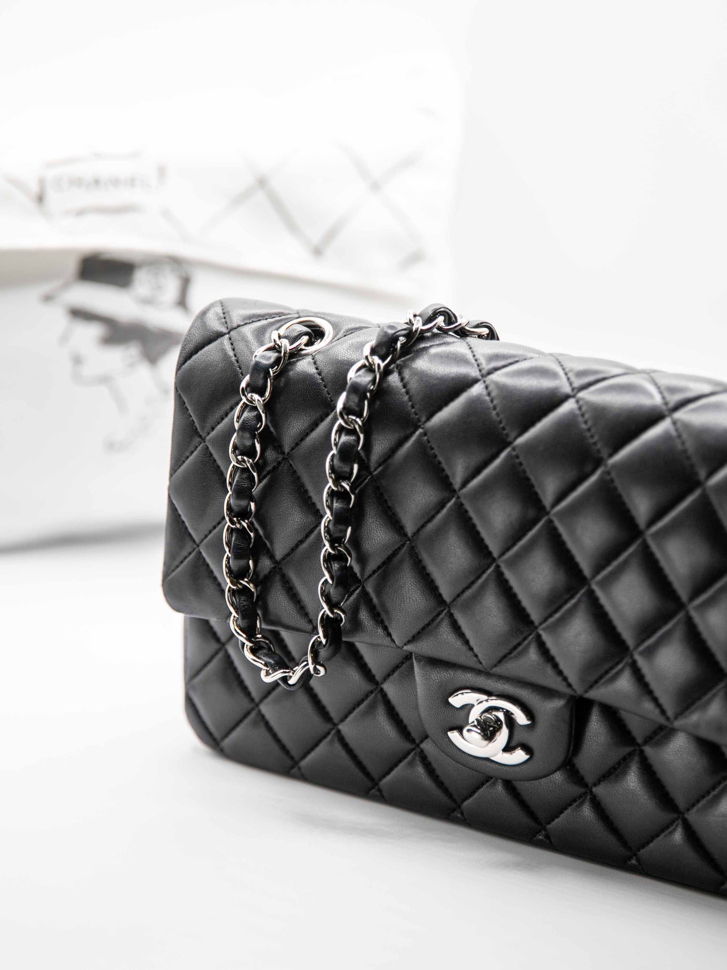 Chanel - Modello Classico Media Nera LAMB SKIN