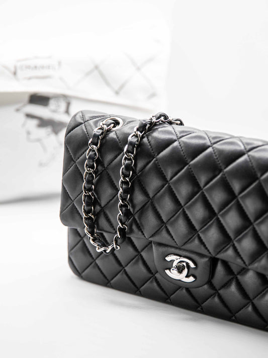 Chanel - Modello Classico Media Nera LAMB SKIN